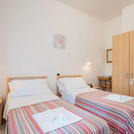 Hotel Del Mare 2*