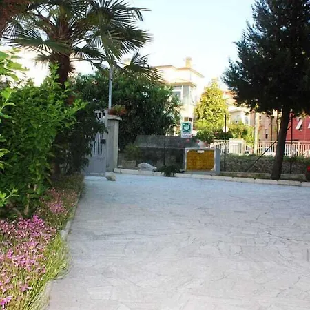 Hotel Del Mare 2*